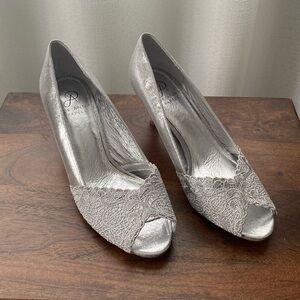 Silver open toe Adrianna Papell pumps with lace